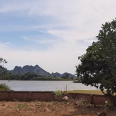 Bán đất Đồng Chanh, Nhuận Trạch, Lương Sơn. Bám mặt hồ hơn 100m. Cách Xuân Mai 3km.