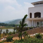 Siêu phẩm non nước hữu tình tại khu sinh thái Hồ Đồng Chanh, xã Nhuận Trạch, Lương Sơn, Hòa Bình.